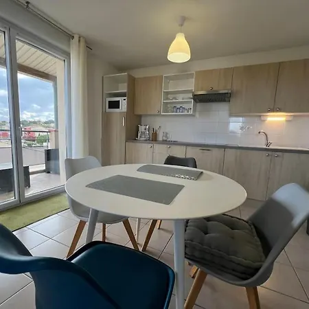 Le Parc, T3 Climatise, Parking, Piscine * Carcassonne